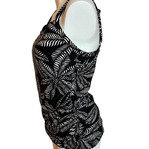 CoCo Reef Black Botanical Print Tankini with Built in Underwire Bra - Picture 4 of 14